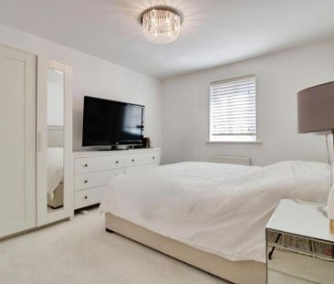2 bedroom maisonette to rent - Photo 4