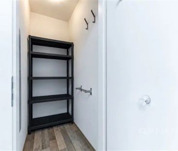 Prostorný a světlý byt 2+kk s garážovým stáním a skvělým zázemím – ... - Photo 3