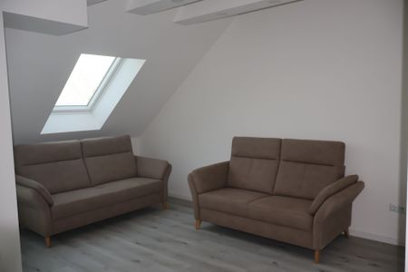 Exklusive 3,5-Zi. DG-Wohnung Nürnberg-Maxfeld | Erstbezug - Photo 2