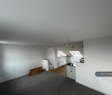3 bedroom maisonette to rent - Photo 4