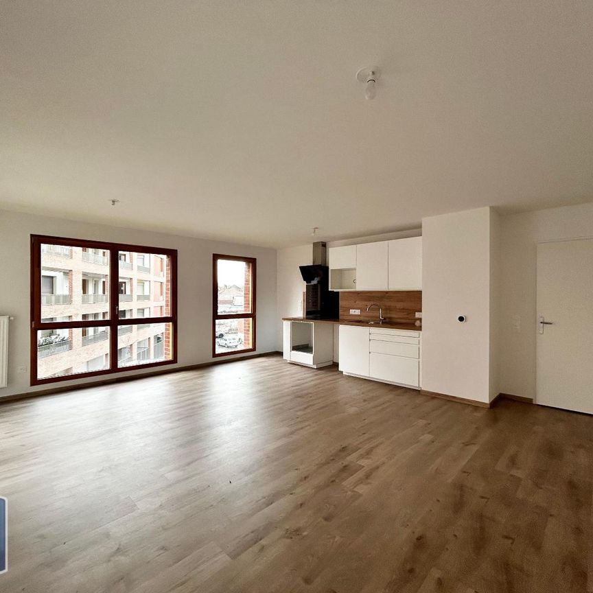 Location Appartement 4 pièces 85m² LILLE 59000 - Photo 1
