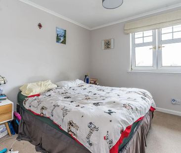 2 bedroom property to rent - Photo 6