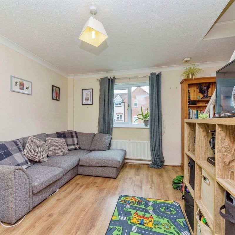 Blackthorn - Photo 1