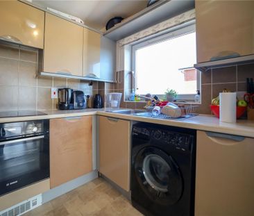 2 bedroom apartment to rent - Photo 6