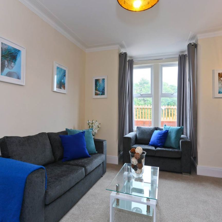 Colmore Road (Room 3), Upper Wortley, Leeds - Photo 1
