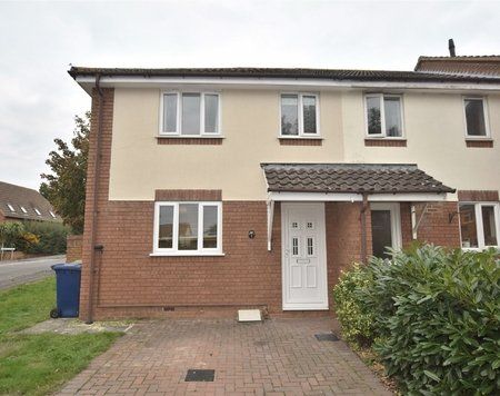 Chantry Gate, Bishops Cleeve, Cheltenham, Gloucestershire, GL52 - Photo 2