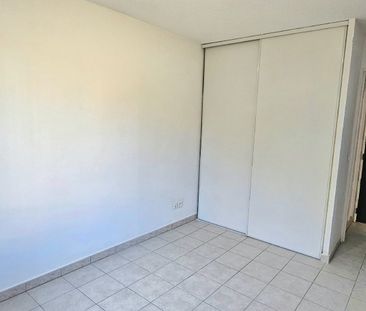 Location Appartement 2 pièces 46m² LE LUC 83340 - Photo 2