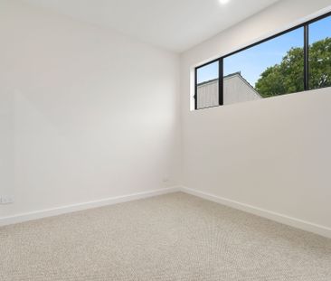 Brand New Duplex - Photo 5