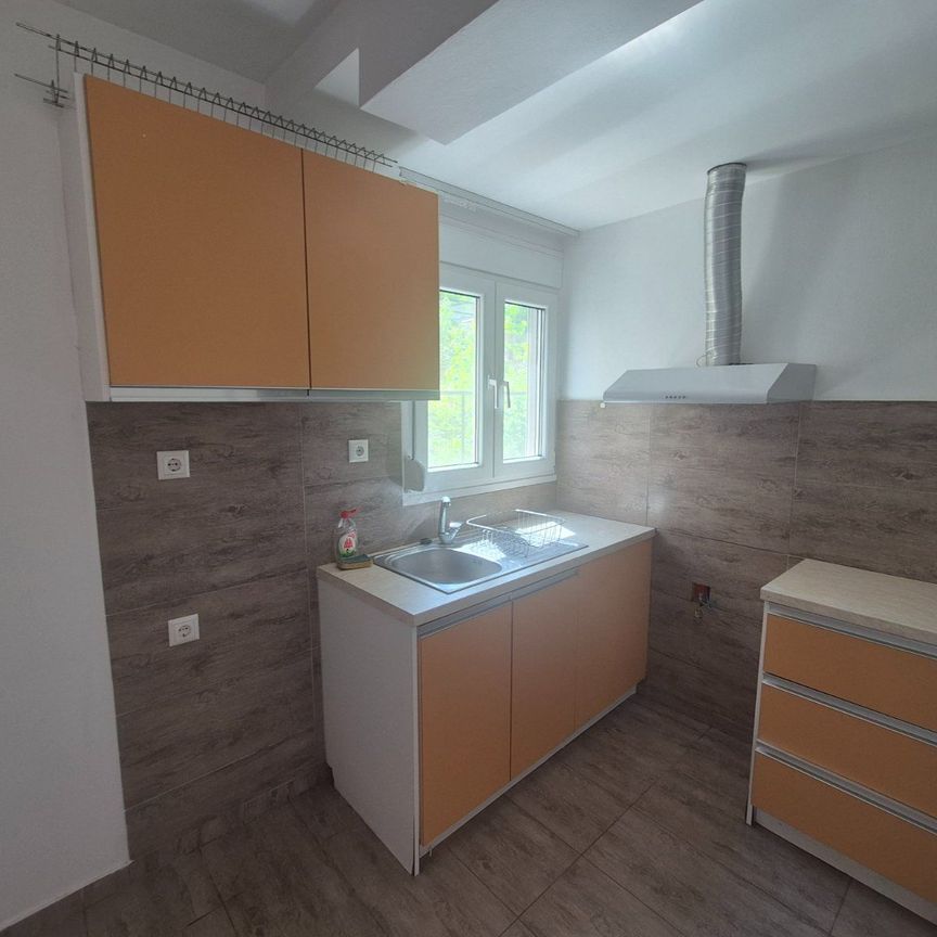 Studio/Γκαρσονιέρα για ενοικίαση Λόφος Βελισσαρίου - Λούτσα (Ιωάννινα) - Φωτογραφία 1