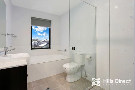 Near New Family Home - Steps from the New Box Hill Public School - Photo 4