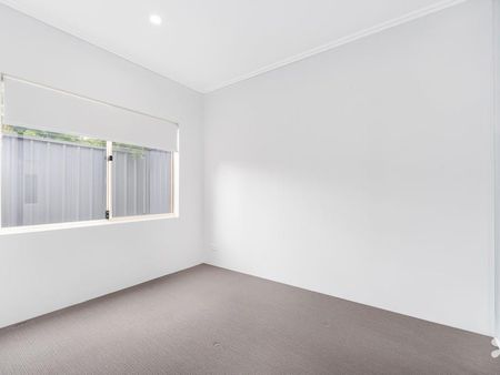 8C Falkirk Avenue - Photo 2