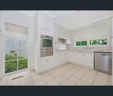 2/45 Washington Street, Toorak, Vic 3142 - Photo 5