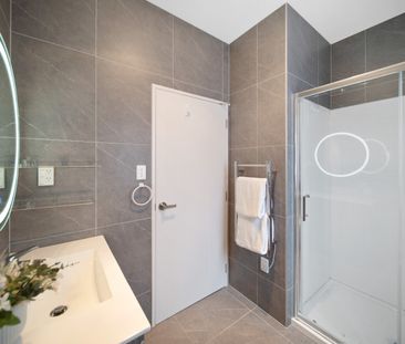 Nice and New in Opaheke - Photo 5