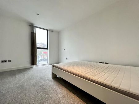 2 bedroom apartment to rent - Photo 4