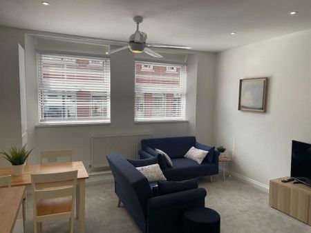 2 bedroom apartment to rent - Photo 5