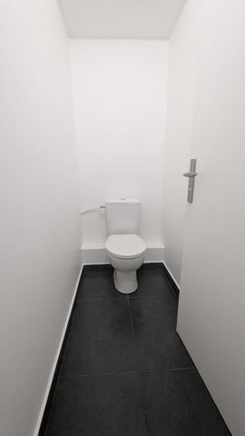 location Appartement T2 DE 60.18m² À ST GERMAIN EN LAYE - Photo 5