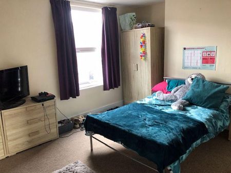 4 bedroom house share to rent - Photo 2