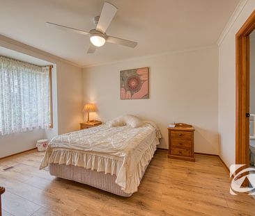 GEM IN TIMBARRA ESTATE - Photo 6