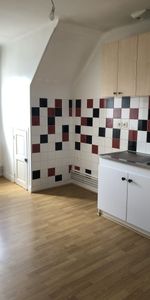 Location Appartement 2 pièces 45m² COUTANCES 50200 - Photo 3