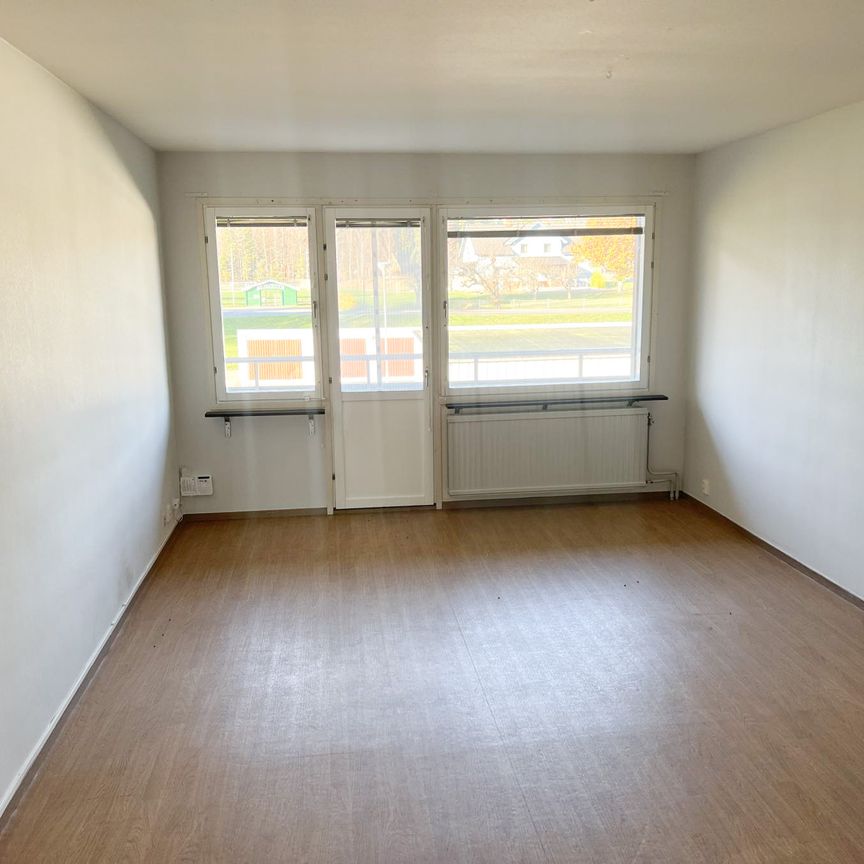 Degelvägen, Rejmyre - Foto 1