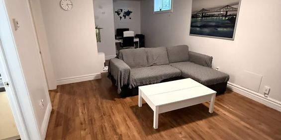 Grand Appartement 1 Chambre à Louer - Photo 3