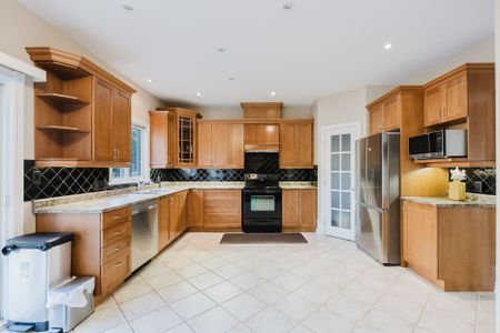 For Lease - 263 Deercroft Avenue, Barrhaven, Ontario - Photo 2