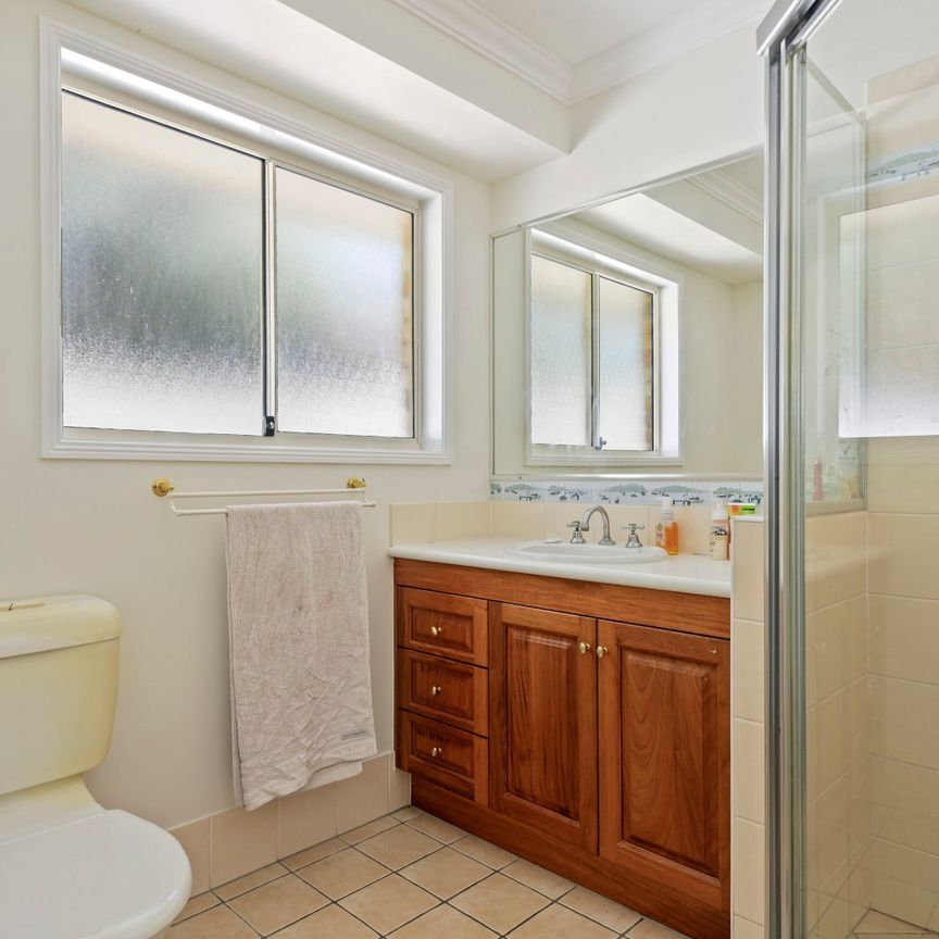 Spacious Family Home in Prime Mitchelton Location - Photo 1