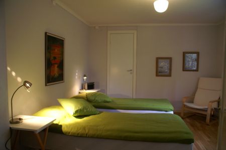 Marmorvägen, Katrineholm - Photo 3