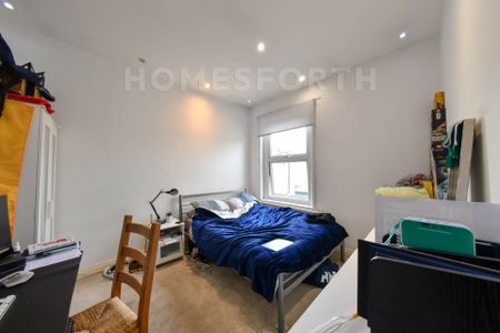 2 Bedroom Flat - Photo 2