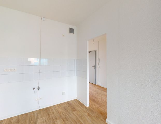 2 gemütliche Zimmer - frisch saniert und ab sofort - Foto 1