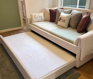 2 bedroom apartment to rent - Photo 3