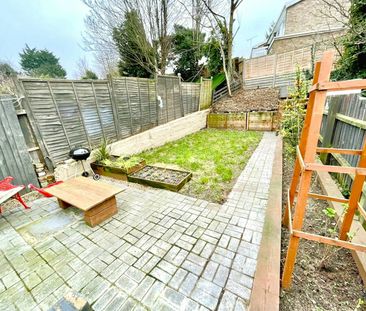 End of terrace house to rent on - Photo 2