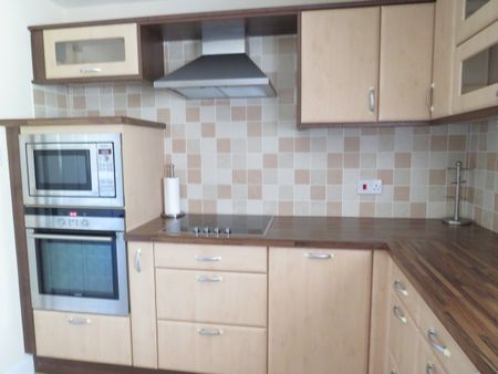 Ella Park, Hull, Anlaby - Photo 2