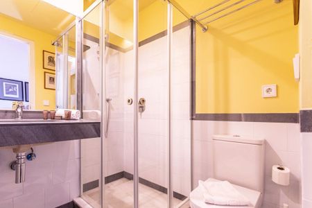 Calle Liñán, Sevilla, Andalusia 41002 - Photo 2