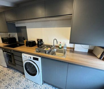 Cobden Terrace (ROOM 1), Farnley, Leeds - Photo 6