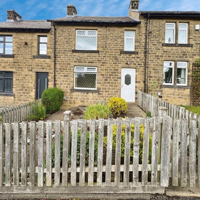 3 bedroom terraced house to rent - Photo 1