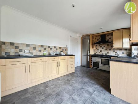 3 bedroom end of terrace house to rent - Photo 5