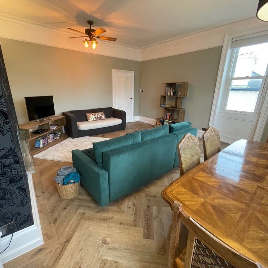 2 Bed Flat, Chesham Road, BN2 - Photo 1