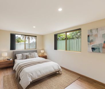 Fully Renovated 4 x 1 in Central Location! - Photo 6