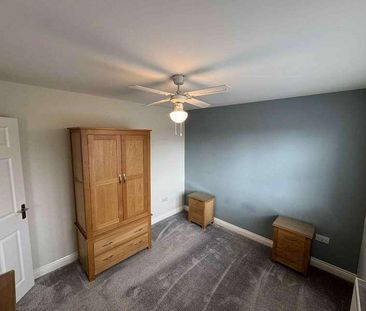 Cavendish Court Newbury, RG14 - Photo 5