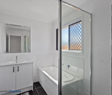 Neat and tidy, low maintenance home! - Photo 4