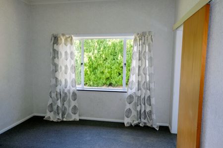 PRIVATE & COMFORTABLE - Photo 2