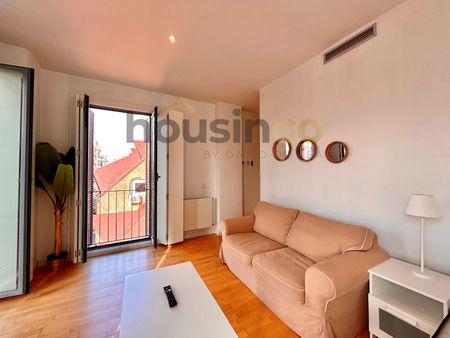 Studio for rent in Madrid (Centro) - Photo 3