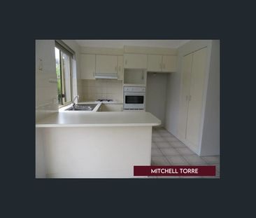 Low Maintenance Townhouse! - Photo 1