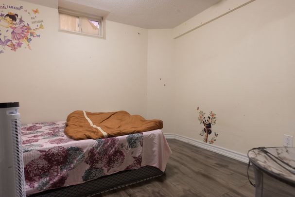 For Lease - 36 Rattlesnake Road, Brampton, Ontario - Photo 1