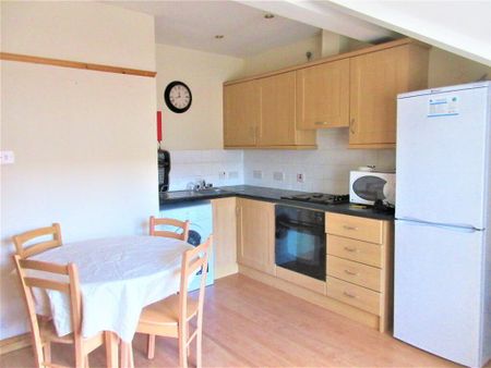 Great Apartment, 7c Canterbury Street, Botanic Area ~ Behind Queens University, Belfast, BT7 1LB - Photo 5