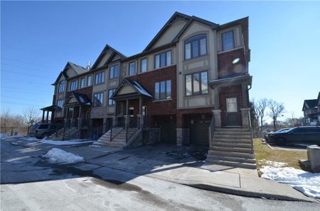 For Lease - 1169 GARNER Road Unit# 25, Hamilton, Ontario - Photo 3