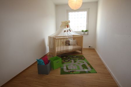 Wir bauen für Sie um: 4-Raum-Wohnung mit vielen Extras in Lusan - Photo 3