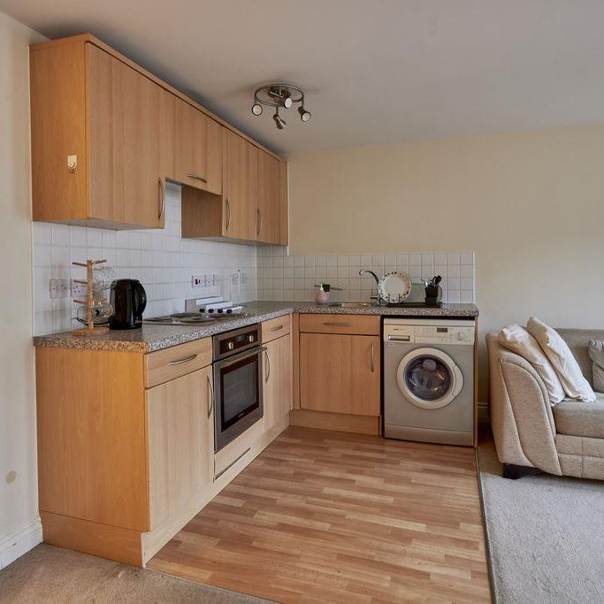 Studio to rent - Photo 1