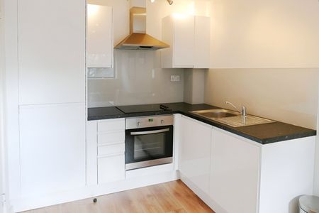 1 bedroom apartment to rent - Photo 3